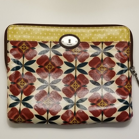 fossil key per pouch